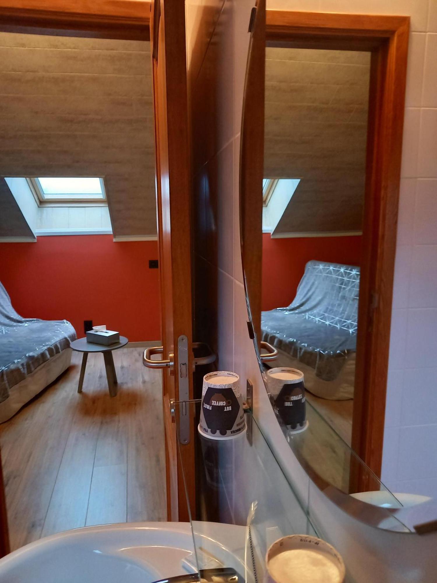 Halleux  Chanteloup, Maison D'Hotes - Halleux الغرفة الصورة